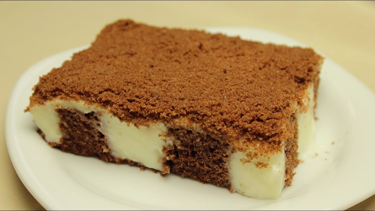 Chocolate Cake with Vanilla Pudding Filling
